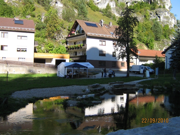 Am Flussufer in Pottenstein